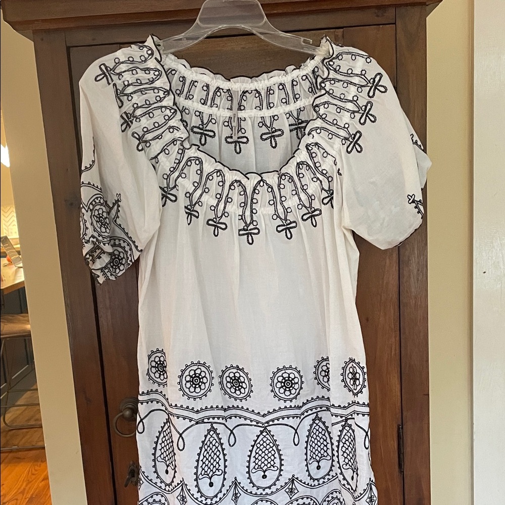 Ellison White Blouse with Black Embroidery